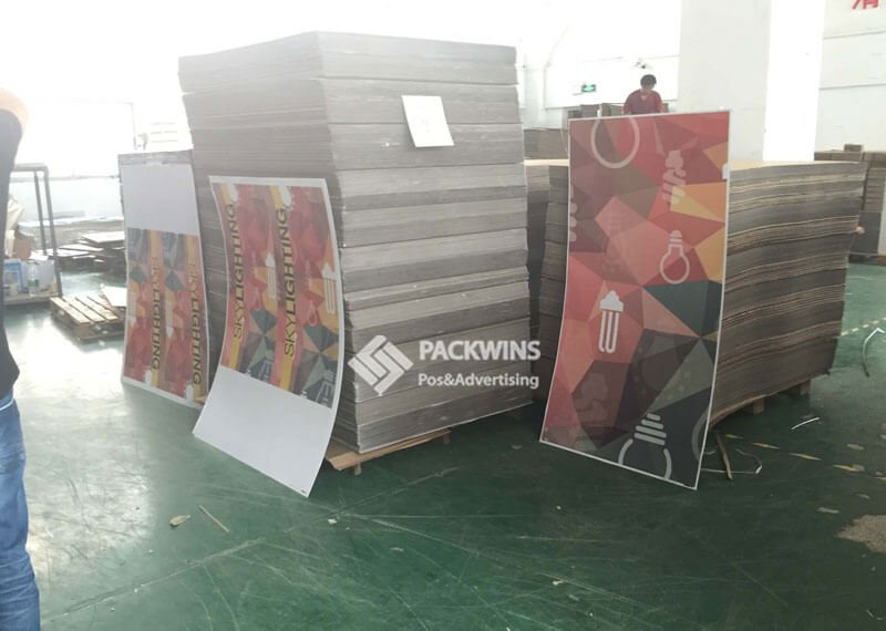 Check Out Counter Corrugated Counter Display For Led Lamps