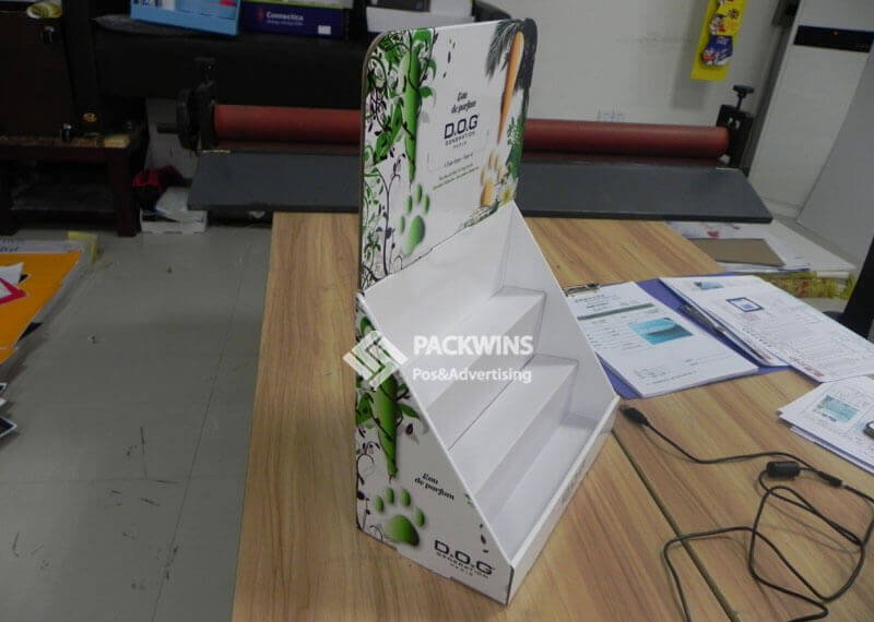 Dog-Perfume-Pop-Up-Counter-Display-Customized-Design-And-Production-1