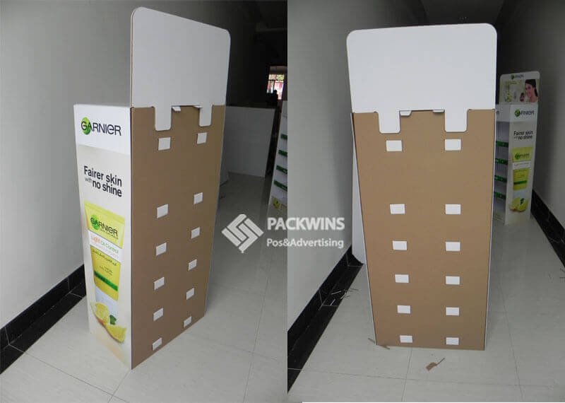 Garnier-Face-Care-Cosmetics-Point-Of-Sale-Display-1
