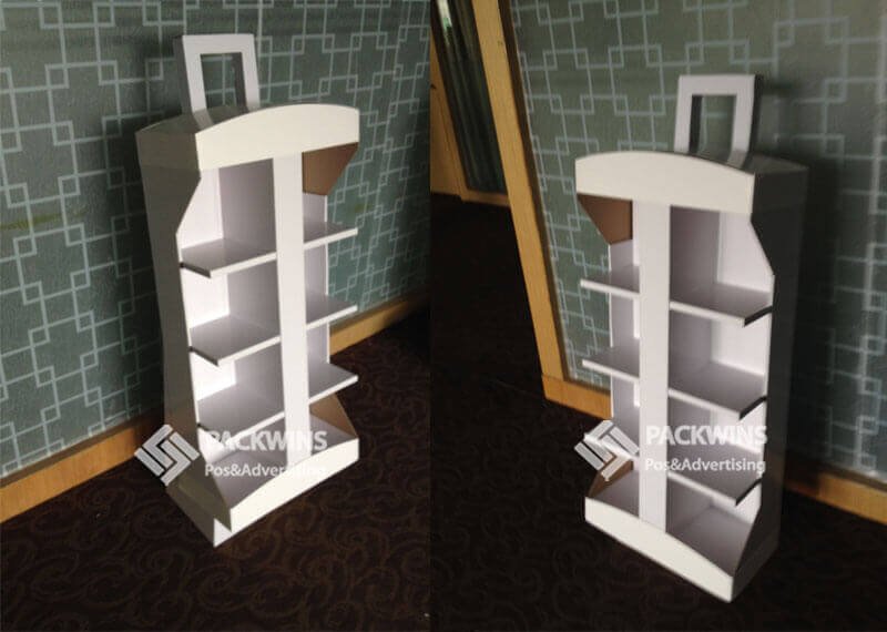 Luggage-Suitcase-Cover-Innovative-Point-Of-Purchase-Displays-2