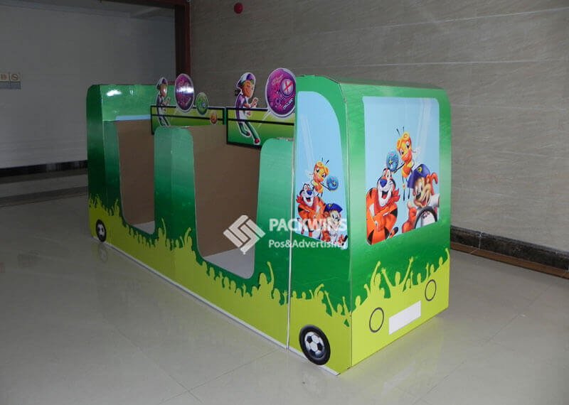 Back-to-School-Kids-Chocolate-Stands-1