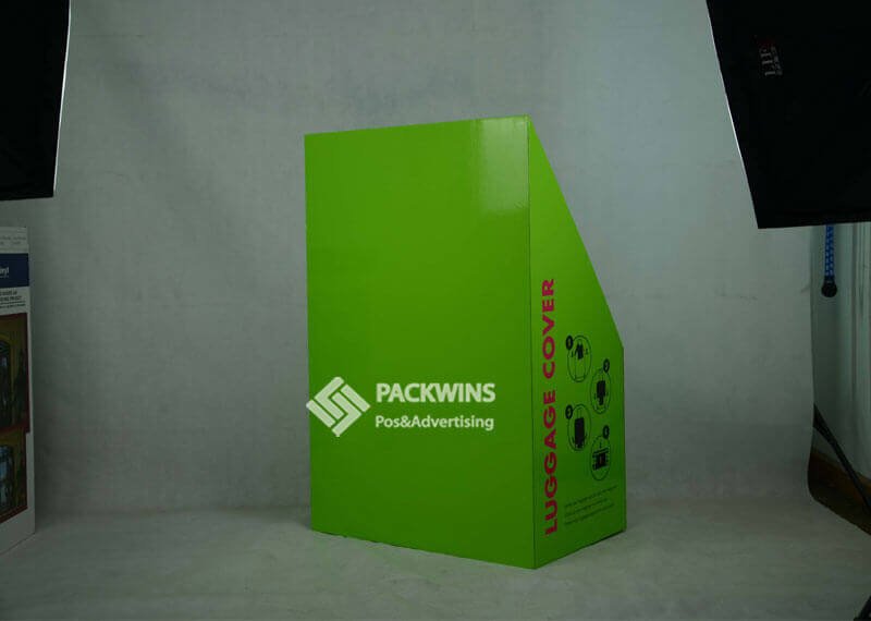 Corrugated-Half-Pallet-Display-for-Travel-Case-Covers-4