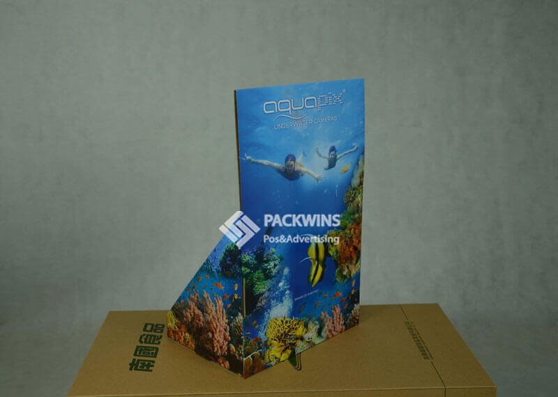 Under-Water-Cameras-Counter-Corrugate-Display-Table-2