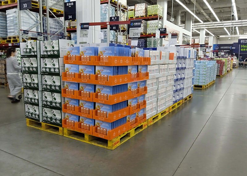 Photo of a successful cardboard pallet display in a store