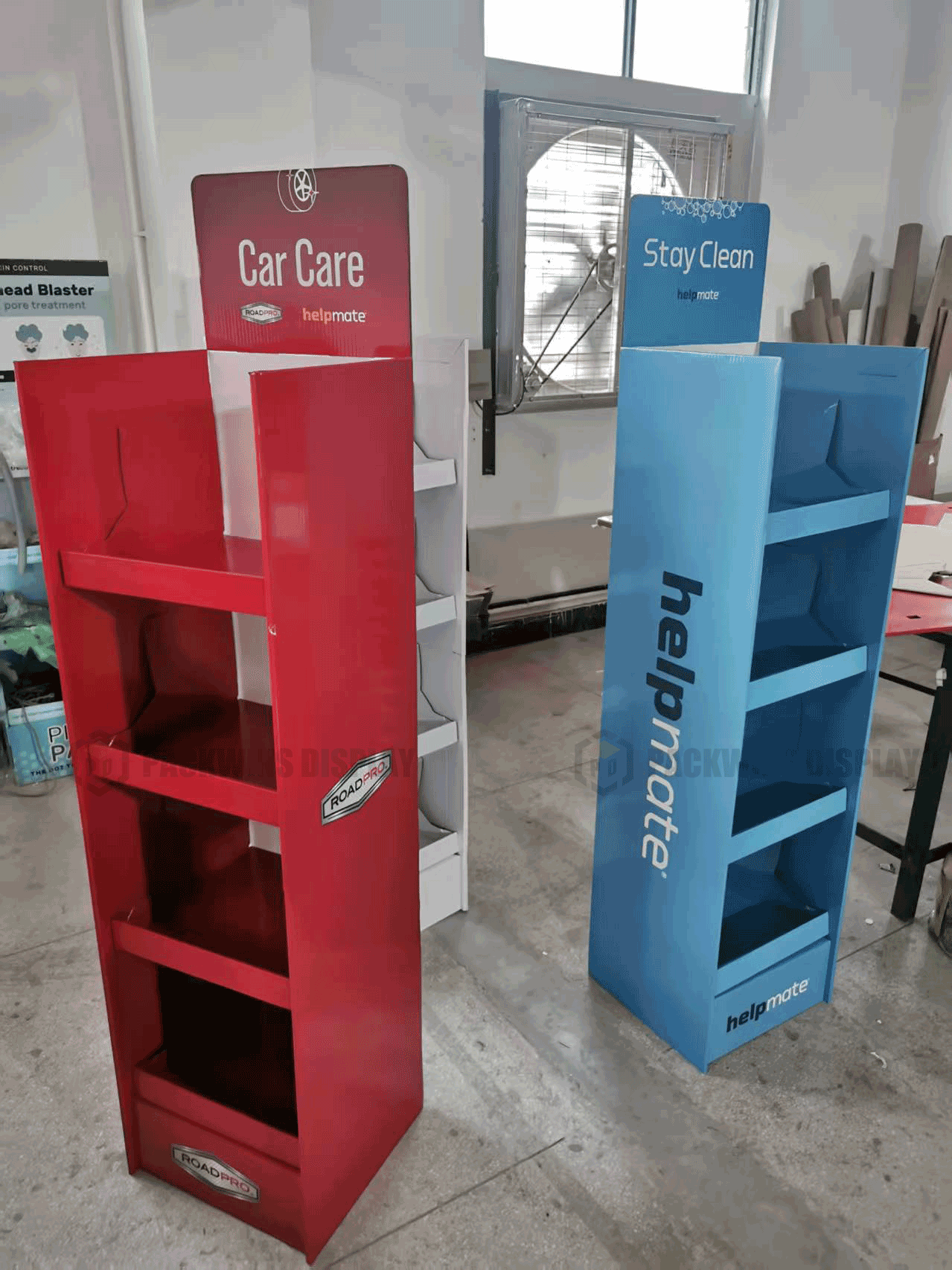 3-Second Automotive Popup FSDU Display A 3-second automotive pop-up FSDU display standing in a retail aisle.