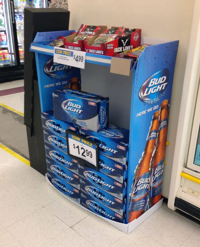 Designing Attractive Beverage Displays a visually attractive beverage display with bold graphics and clear branding
